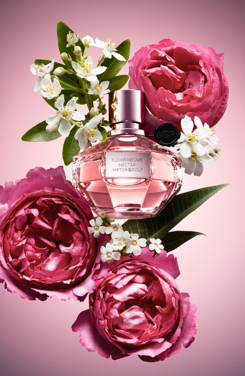 Flowerbomb Nectar