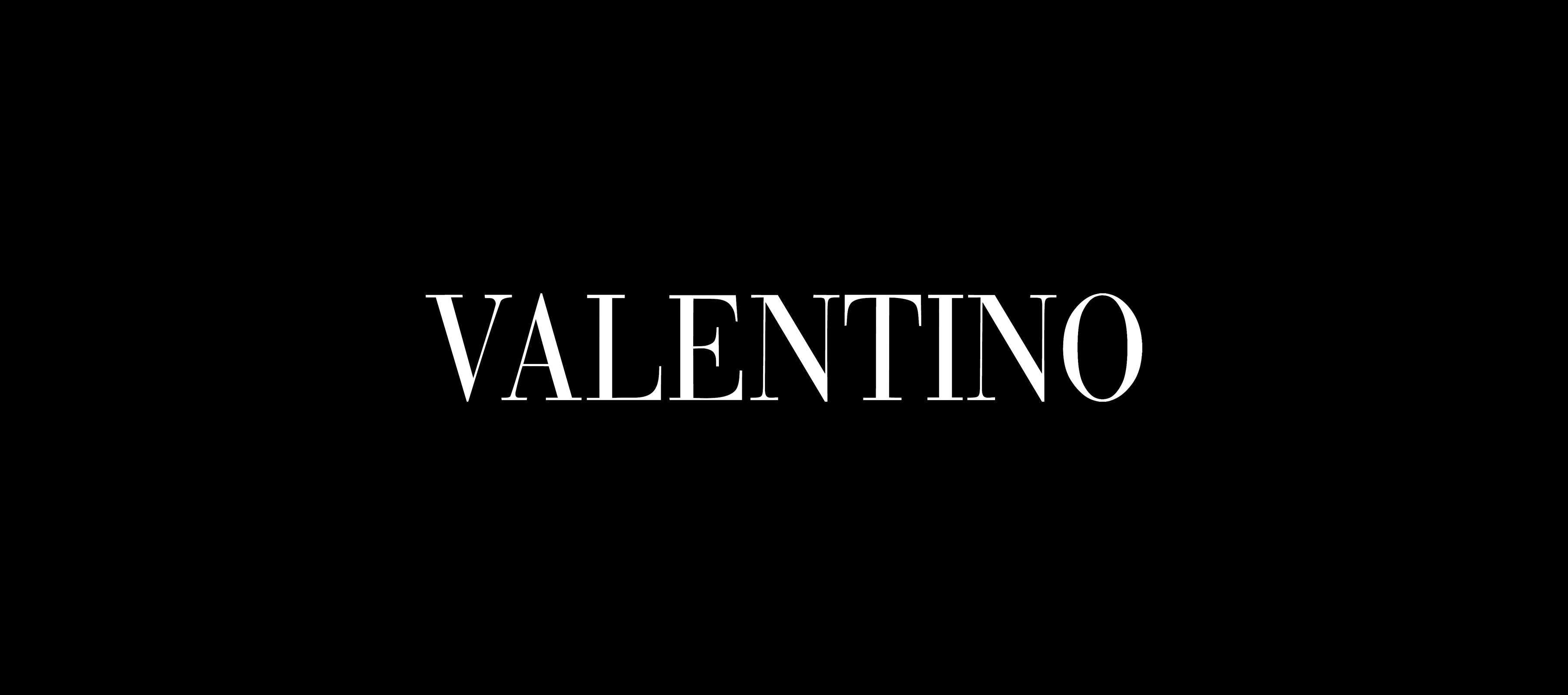 Valentino_Centered_3610x1600_b